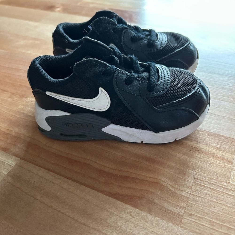 Nike Kids Black and White Casual Air Sneakers